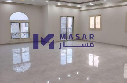 شقة - 4 غرف نوم - 3 حمامات للايجار في اللوتس الجنوبي - حى اللوتس - مدينة القاهرة الجديدة - القاهرة