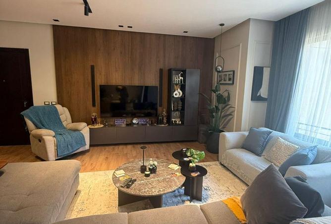 66432308 - Property Main Image