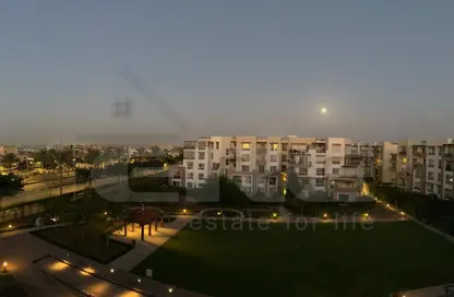 شقة - 3 غرف نوم - 3 حمامات للبيع في سيراس - اب تاون كايرو - المقطم - القاهرة