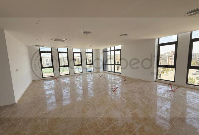 92418082 - الصورة الرئيسية للعقار