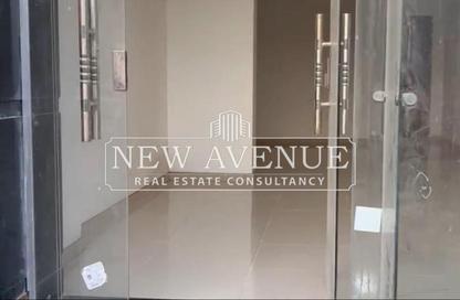 محل - استوديو - 1 حمام للبيع في محور 26 يوليو - المهندسين - الجيزة