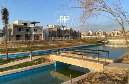 فيلا - 3 - 3 للبيع في ذا كراون - طريق مصر اسكندرية الصحراوي - مدينة 6 أكتوبر - الجيزة