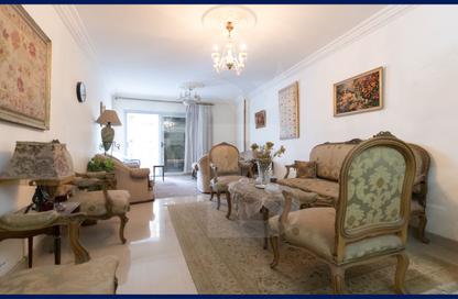 Apartment - 3 - 3 for sale in Al Farek Ismail Srhank St. - Laurent - Hay Sharq - Alexandria