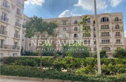Apartment - 2 Bedrooms - 3 Bathrooms for sale in Garden Residence - Hyde Park - New Cairo City - Cairo