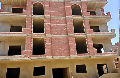 Apartment - 3 Bedrooms - 3 Bathrooms for sale in Bait Alwatan - The 5th Settlement - New Cairo City - Cairo