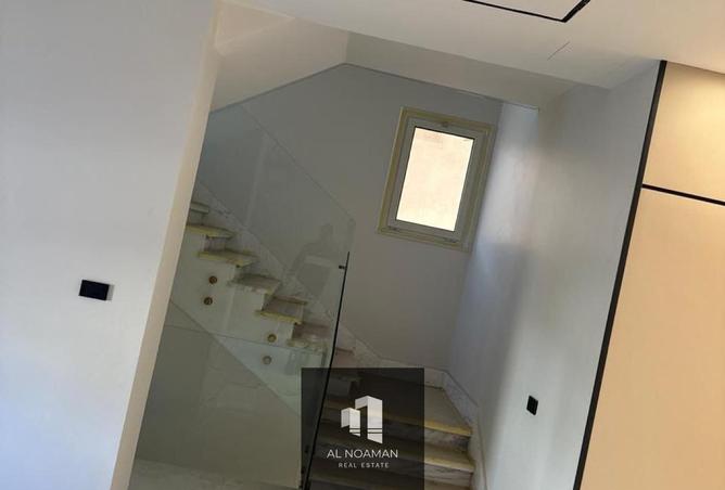 54982996 - صورة العقار 2