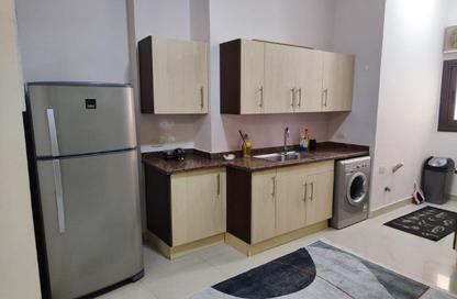 Apartment - 3 Bedrooms - 2 Bathrooms for rent in Doctor Yassin Abdel Ghaffar St. - Area C - Ganoob El Acadimia - New Cairo City - Cairo