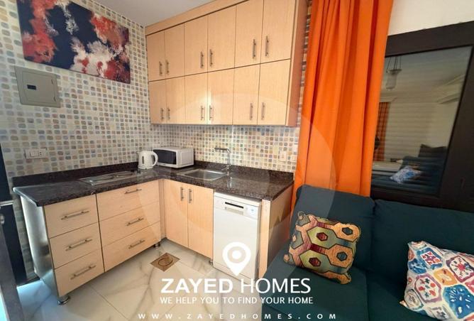 8561082 - Property Image 2