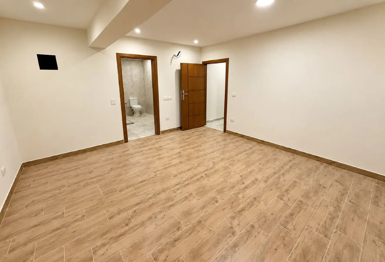 118033601 - Property Main Image