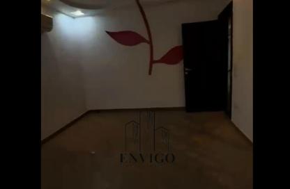 Apartment - 3 Bedrooms - 2 Bathrooms for sale in South Investors Area - New Cairo City - Cairo