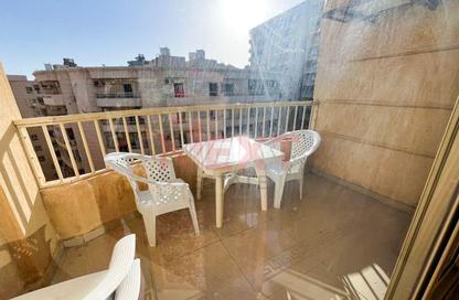 شقة - 3 - 2 للبيع في شارع ملك حفني - المندرة - حي ثان المنتزة - الاسكندرية