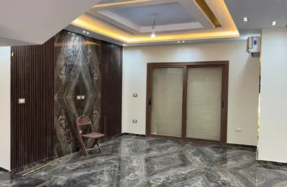 فيلا - 3 غرف نوم - 3 حمامات للايجار في مدينتي - القاهرة