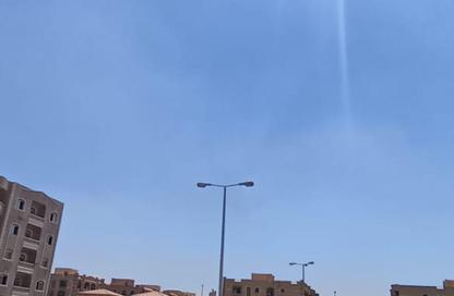 شقة - 3 غرف نوم - 3 حمامات للبيع في المجاورة الاولي - المنطقة الثامنة - مدينة الشروق - القاهرة