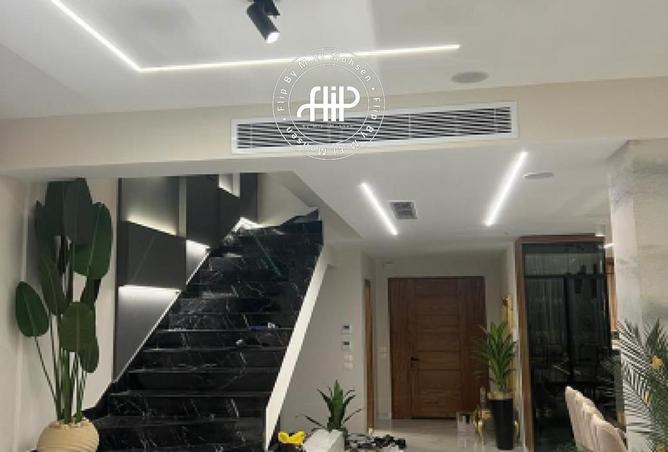 52970403 - Property Main Image