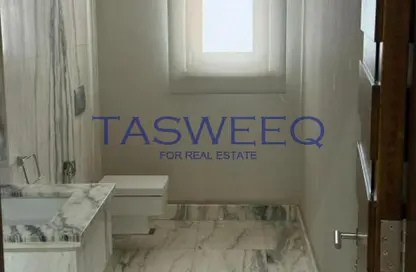 شقة - 4 غرف نوم - 4 حمامات للايجار في فورتي ويست - كمبوندات الشيخ زايد - الشيخ زايد - الجيزة