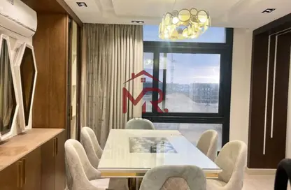 شقة - 2 غرف نوم - 2 حمامات للايجار في ازاد - كمبوندات التجمع الخامس - التجمع الخامس - مدينة القاهرة الجديدة - القاهرة