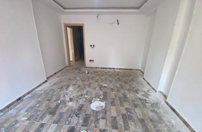 Office Space - Studio - 1 Bathroom for rent in King Faisal St. - El Talbia - Faisal - Hay El Haram - Giza