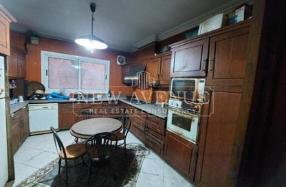 Apartment - 3 Bedrooms - 2 Bathrooms for sale in Sibawayh Al Masry St. - 1st Zone - Nasr City - Cairo