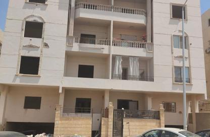 Apartment - 3 Bedrooms - 2 Bathrooms for sale in 4th Neighborhood - 5th Area - Shorouk City - Cairo