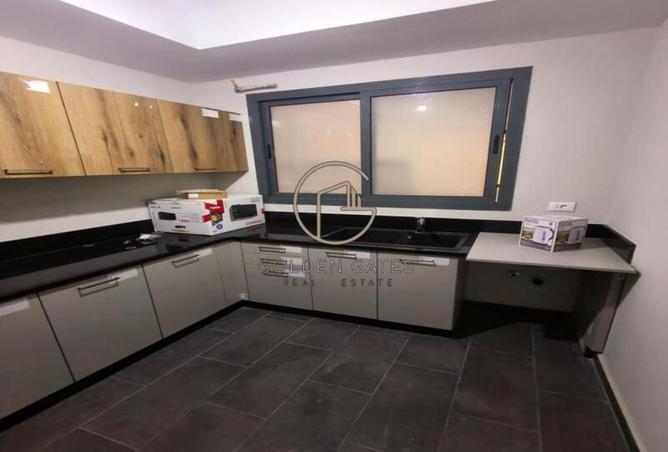 56008658 - Property Image 2