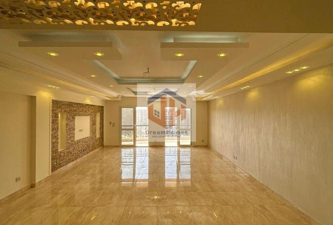 8678660 - Property Image 2