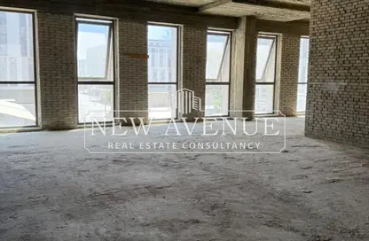 مساحات مكتبية - استوديو - 4 حمامات للايجار في ميفيدا - كمبوندات التجمع الخامس - التجمع الخامس - مدينة القاهرة الجديدة - القاهرة