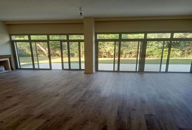 2Obq2c8Tivg - Property Main Image