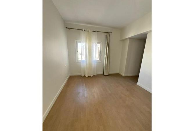 57242352 - Property Image 2