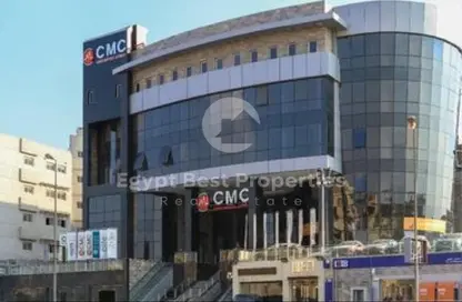 عيادة - 3 غرف نوم - 2 حمامات للبيع في مركز القاهرة الطبي - شارع التسعين الشمالي - التجمع الخامس - مدينة القاهرة الجديدة - القاهرة