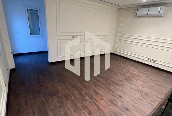 71143698 - Property Image 3