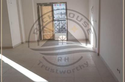 Apartment - 3 Bedrooms - 3 Bathrooms for rent in Vee Sawari - Waterfront - Sawary - Alexandria Compounds - Alexandria