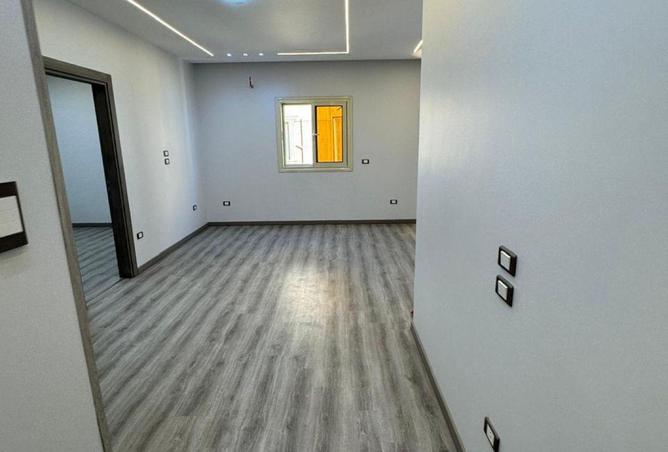 8702440 - صورة العقار 2