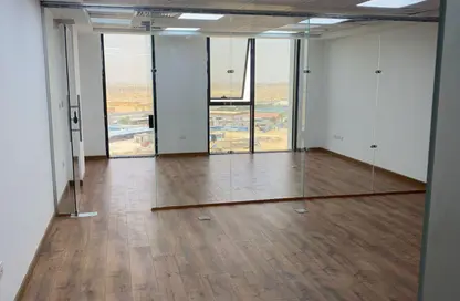مساحات مكتبية - غرفة نوم - 1 حمام للايجار في مول هايد بارك بيزنس - شارع التسعين الجنوبي - التجمع الخامس - مدينة القاهرة الجديدة - القاهرة