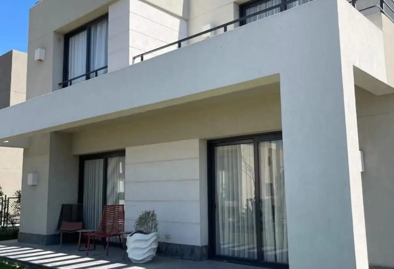 92143074 - Property Main Image