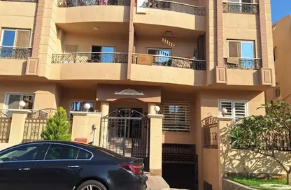 شقة - 3 غرف نوم - 2 حمامات للبيع في شارع طارق بن زياد - النرجس 6 - النرجس - مدينة القاهرة الجديدة - القاهرة