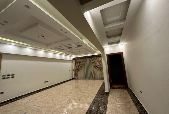 8612198 - Property Image 3