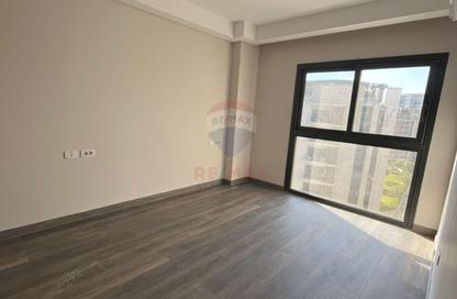 Apartment - 2 Bedrooms - 2 Bathrooms for sale in Park Side Residence - Zed Towers - Sheikh Zayed Compounds - Sheikh Zayed City - Giza