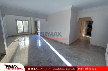 Apartment - 2 Bedrooms - 1 Bathroom for sale in Al Geish Road - Laurent - Hay Sharq - Alexandria