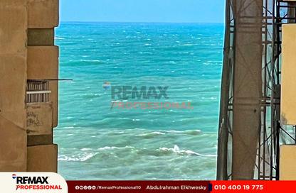Apartment - 2 Bedrooms - 1 Bathroom for sale in Al Geish Road - Laurent - Hay Sharq - Alexandria