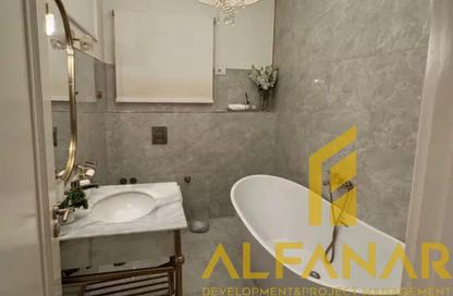 Apartment - 3 Bedrooms - 2 Bathrooms for sale in South Lotus - El Lotus - New Cairo City - Cairo