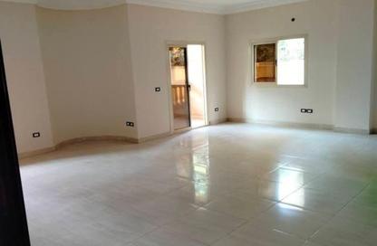Co-Working Space - 3 Bedrooms - 2 Bathrooms for rent in Street70 - District 2 - The 5th Settlement - New Cairo City - Cairo
