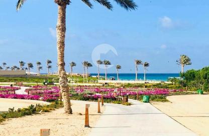 (بنتهاوس  (روف - 3 غرف نوم - 4 حمامات للبيع في سيزر باي - الساحل الشمالي