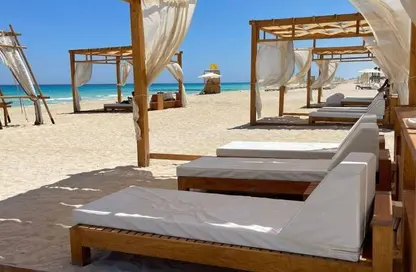 Chalet - 1 Bedroom - 1 Bathroom for sale in Seashore - Ras Al Hekma - North Coast