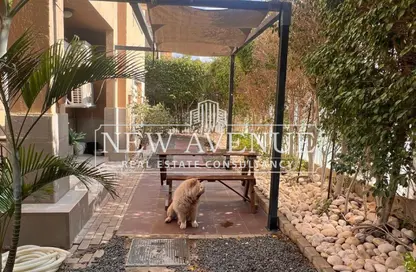 Apartment - 3 Bedrooms - 3 Bathrooms for sale in Mena Residence - South Investors Area - New Cairo City - Cairo