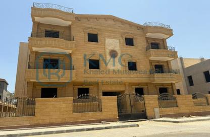 شقة - 4 غرف نوم - 3 حمامات للبيع في غرب الجولف - كمبوندات القطامية - القطامية - مدينة القاهرة الجديدة - القاهرة