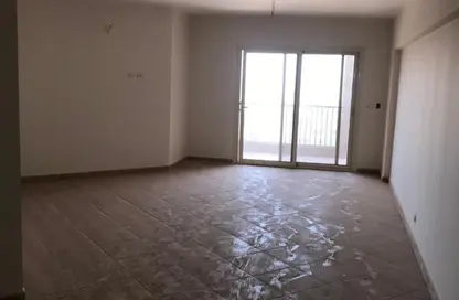 Apartment - 3 Bedrooms - 3 Bathrooms for sale in Capital East - Nasr City Compounds - Nasr City - Cairo Apartment - 3 Bedrooms - 3 Bathrooms for sale in Capital East - Nasr City Compounds - Nasr City - Cairo