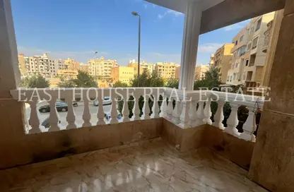 شقة - 3 غرف نوم - 2 حمامات للايجار في اللوتس الجنوبي - حى اللوتس - مدينة القاهرة الجديدة - القاهرة