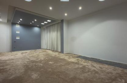Villa - 4 Bedrooms - 3 Bathrooms for rent in Yasmine District - 14th District - Sheikh Zayed City - Giza