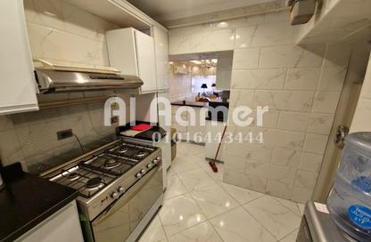 Apartment - 2 Bedrooms - 2 Bathrooms for rent in Cornish El Nile St. - Maadi - Hay El Maadi - Cairo