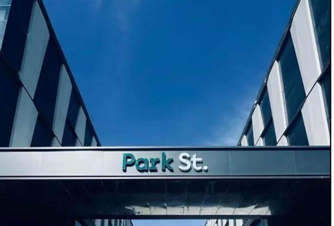 66702100 - Property Image 2